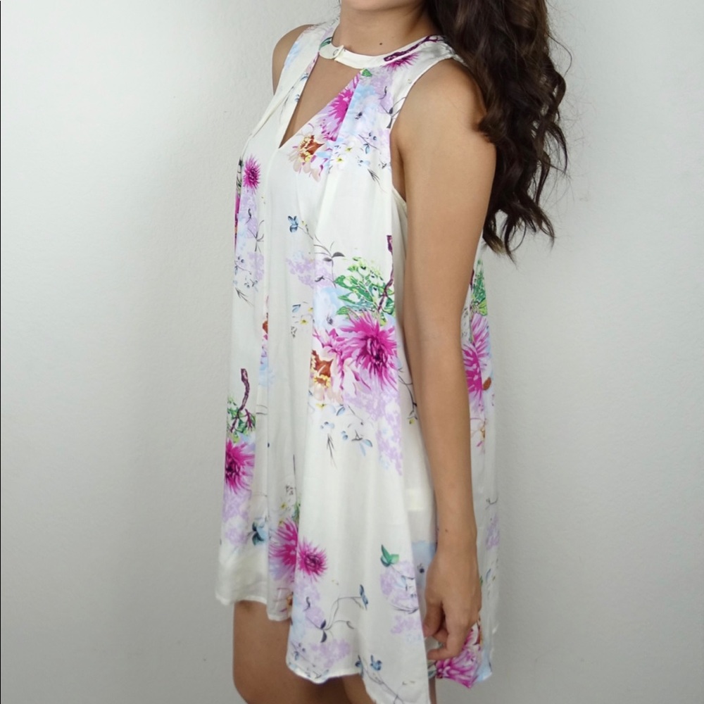 Cream Sleeveless Floral Dress